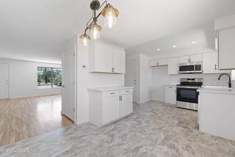 Kitchen - 129 Ring Rd, Dayton, NV 89403 photo 2 of 2
