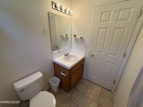 1241 Eider Cir, Fallon, NV 89406 photo 3