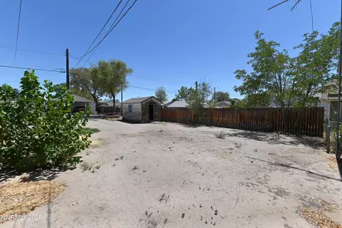 Exterior - 659 Esmeralda St, Fallon, NV 89406 photo 3 of 3