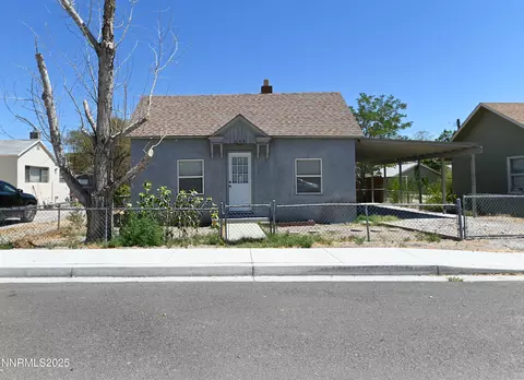 Exterior - 659 Esmeralda St, Fallon, NV 89406 photo 2 of 3