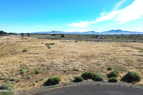 331 Angelina Cir, Smith Valley, NV 89444