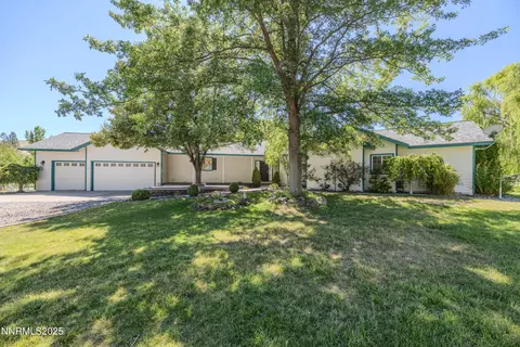 Exterior - 120 E Laramie Dr, Reno, NV 89521 photo 14 of 27