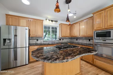 Kitchen - 120 E Laramie Dr, Reno, NV 89521 photo 4 of 5