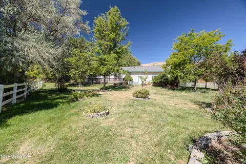 Exterior - 120 E Laramie Dr, Reno, NV 89521 photo 8 of 27