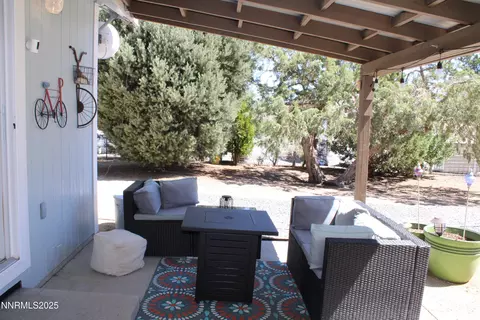 Exterior - 21945 Adobe Rd, Reno, NV 89521 photo 16 of 19