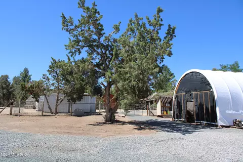 Exterior - 21945 Adobe Rd, Reno, NV 89521 photo 13 of 19