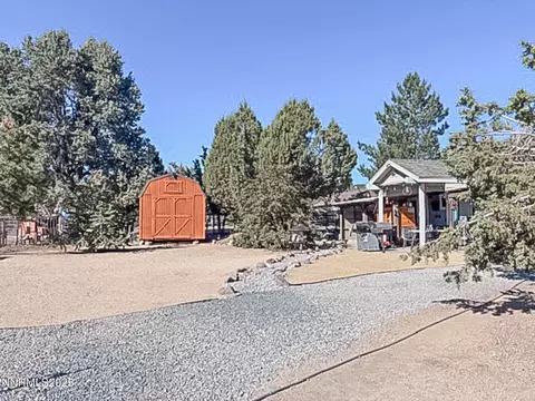 Exterior - 21945 Adobe Rd, Reno, NV 89521 photo 3 of 19