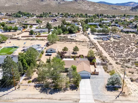 5291 S Edmonds Dr, Carson City, NV 89701