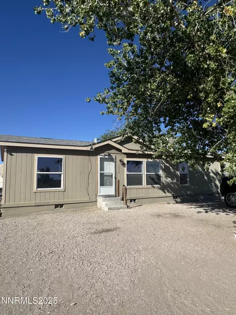 5890 Sarah Rd, Fallon, NV 89406