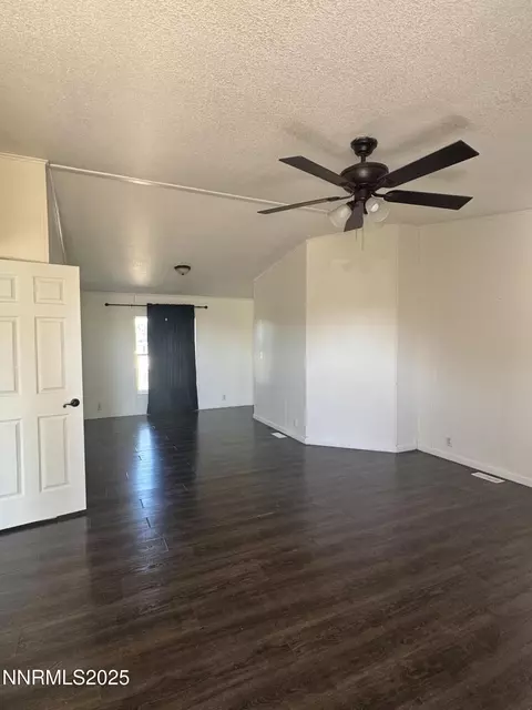 5890 Sarah Rd, Fallon, NV 89406 photo 4