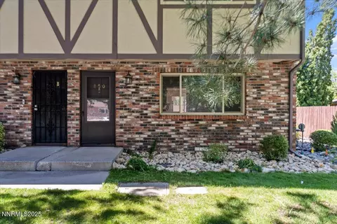 850 Travis Dr #A, Carson City, NV 89701