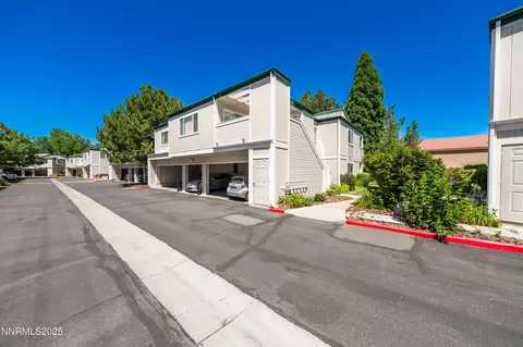 2659 Sycamore Glen Dr #4, Sparks, NV 89434