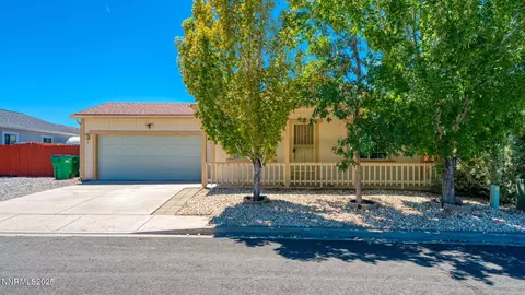 17776 Fortune Ct, Reno, NV 89508
