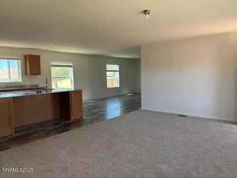 5759 Sidehill Dr, Sun Valley, NV 89433