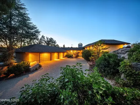 2520 Spinnaker Dr, Reno, NV 89519