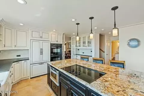 Kitchen - 2712 Starr Meadows Loop, Reno, NV 89519 photo 4 of 8