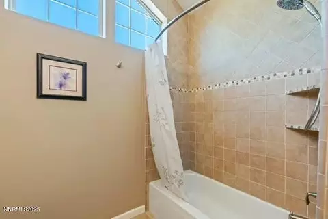 Bath - 2712 Starr Meadows Loop, Reno, NV 89519 photo 4 of 5