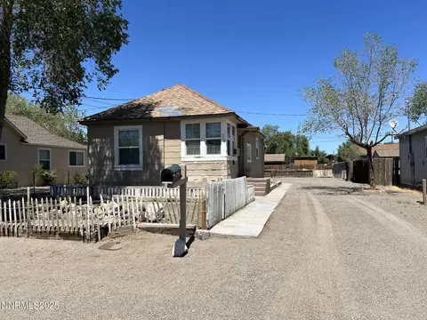260 1st St, Fernley, NV 89408