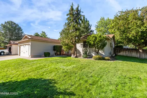 Exterior - 4550 Rio Poco Rd, Reno, NV 89502 photo 7 of 19