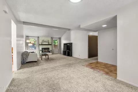 Living - 4550 Rio Poco Rd, Reno, NV 89502 photo 2 of 8