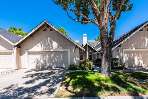 998 Aspen Grove Cir, Minden, NV 89423