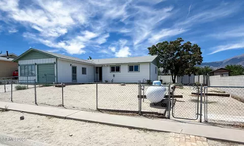115 Birch St, Hawthorne, NV 89415