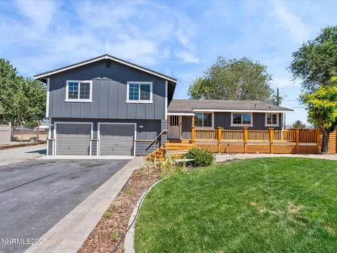 50 N Spring Mountain Cir, Sparks, NV 89436
