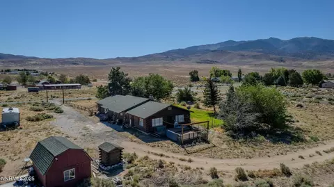100 Nugget Ln, Dayton, NV 89403