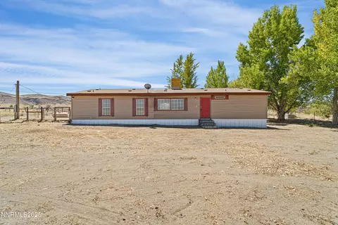 613 Pete Hendrichs Rd, Yerington, NV 89447