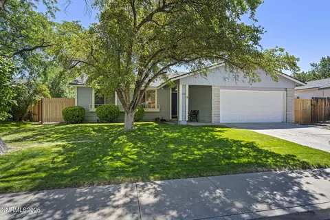 4510 Noche Ln, Reno, NV 89502