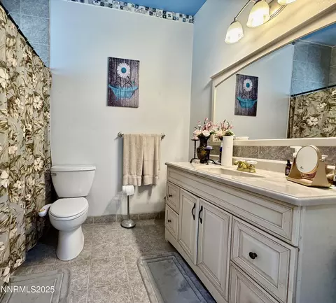 Bath - 1380 Pine Rd, Fallon, NV 89406 photo 1 of 3