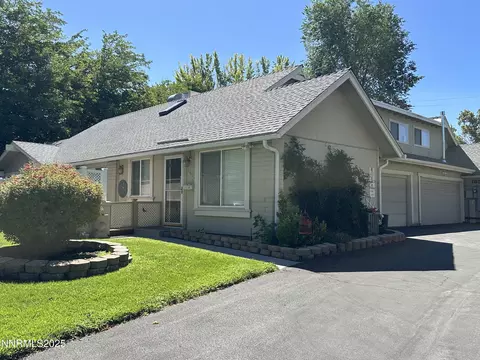 1653 London Cir, Sparks, NV 89431