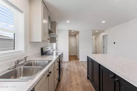 585 Babb Pl, Fallon, NV 89406 photo 6