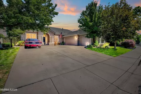 1445 Bronze Canyon Dr, Reno, NV 89521