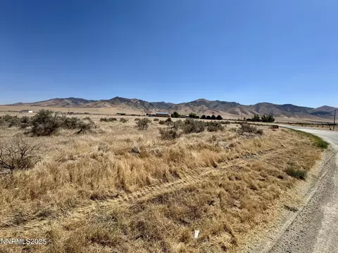 9165 Sabin Dr, Winnemucca, NV 89445