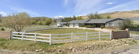 19575 Paddlewheel Ln, Reno, NV 89521