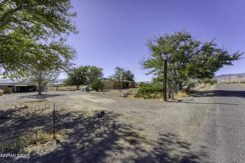 9155 Iroquois Trl, Stagecoach, NV 89429