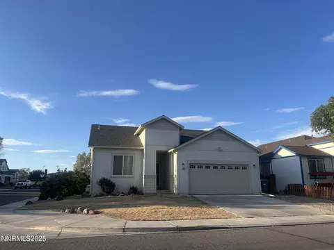 1210 Shadow Ln, Fernley, NV 89408