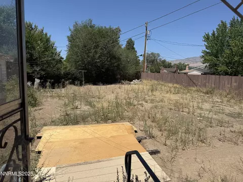 Exterior - 1075 Memory Ln, Reno, NV 89509 photo 1 of 1