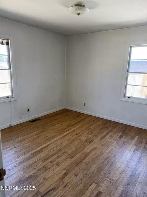 Bedroom - 1075 Memory Ln, Reno, NV 89509 photo 2 of 3