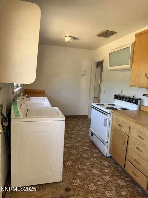 Kitchen - 1075 Memory Ln, Reno, NV 89509 photo 1 of 1