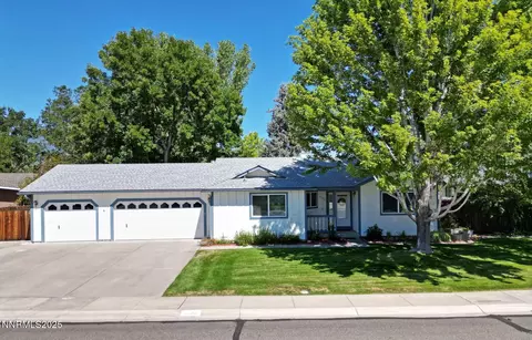 1736 Cedarwood Dr, Minden, NV 89423