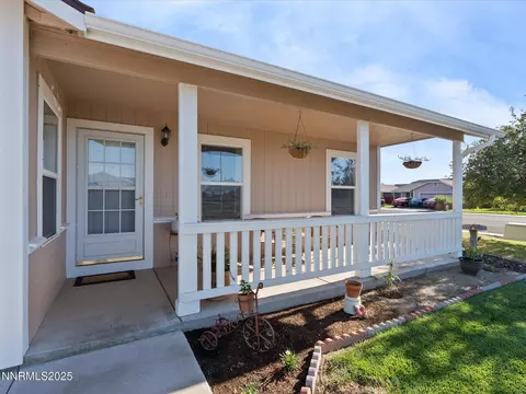Exterior - 395 Beth Way, Fallon, NV 89406 photo 4 of 10