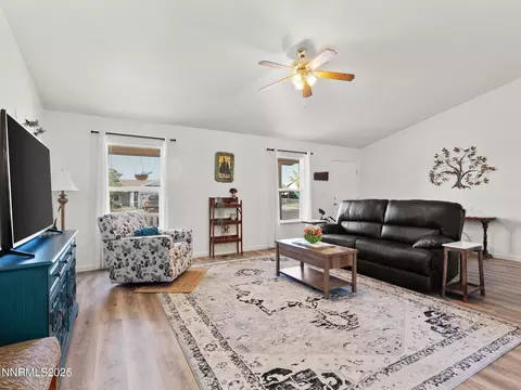 Living - 395 Beth Way, Fallon, NV 89406 photo 3 of 3