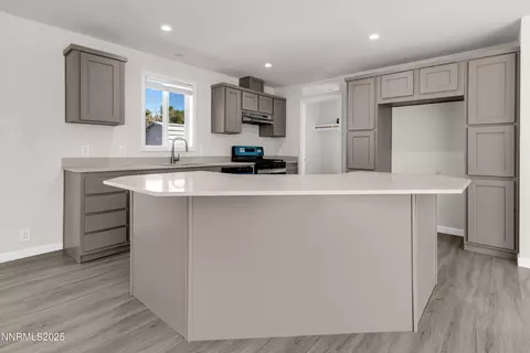 3810 Bobolink Cir, Reno, NV 89508