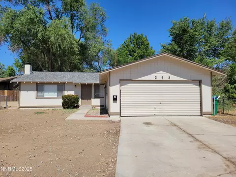 213 Sawyer Way, Sparks, NV 89431