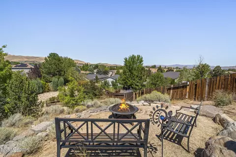1528 Pries Ct, Reno, NV 89523