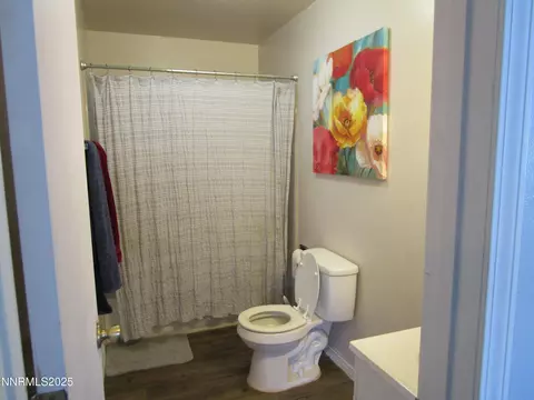 Bath - 1091 Tiffany Dr, Fallon, NV 89406 photo 5 of 5