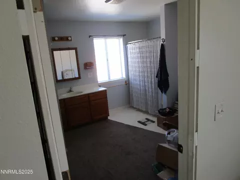 Bath - 1091 Tiffany Dr, Fallon, NV 89406 photo 1 of 5