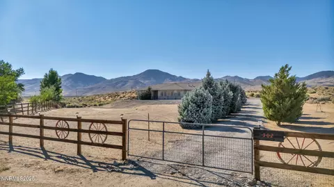 302 Bazin Ct, Dayton, NV 89403